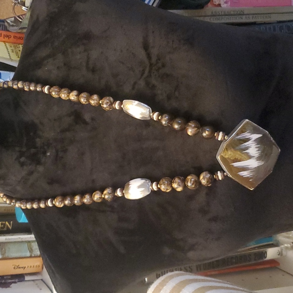 A Japanese Collar.